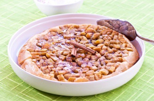 Raparperi -tarte tatin Raparperi -tarte tatin