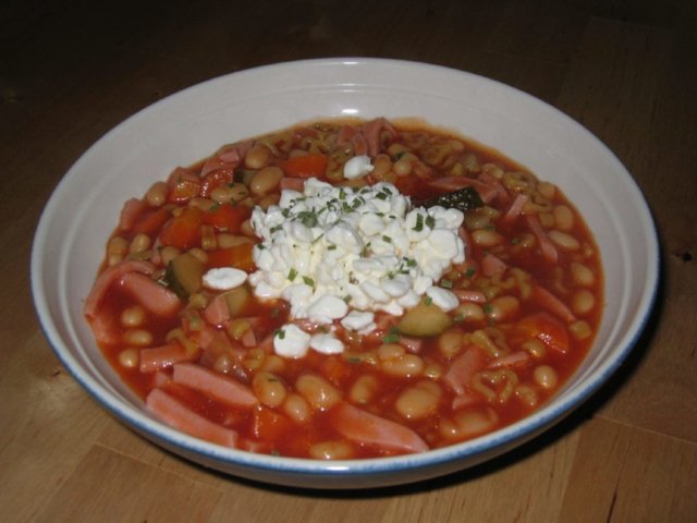 Mukailtu Minestronekeitto