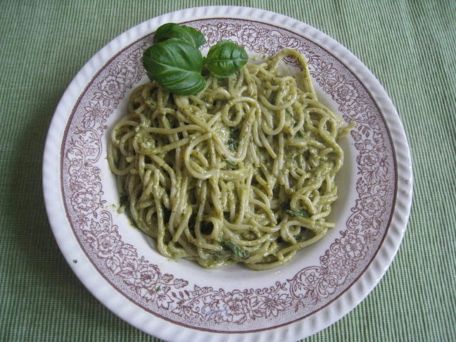 Taikayön spagetti
