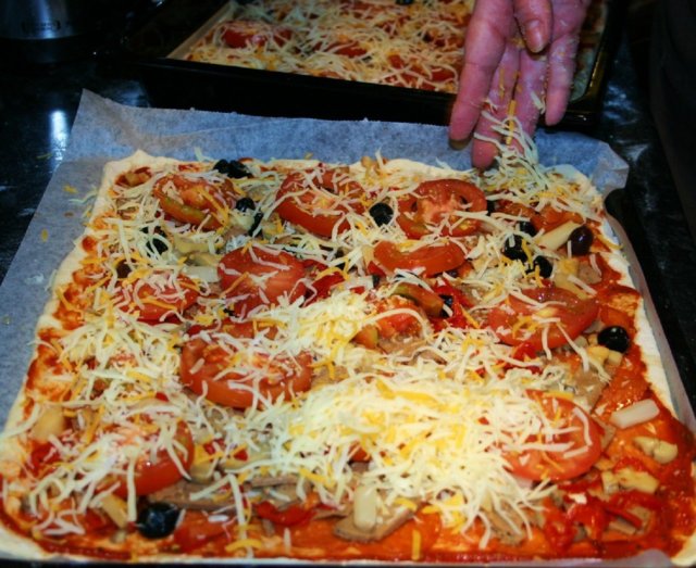 Reseptikuva: Pizzojen pizza 9
