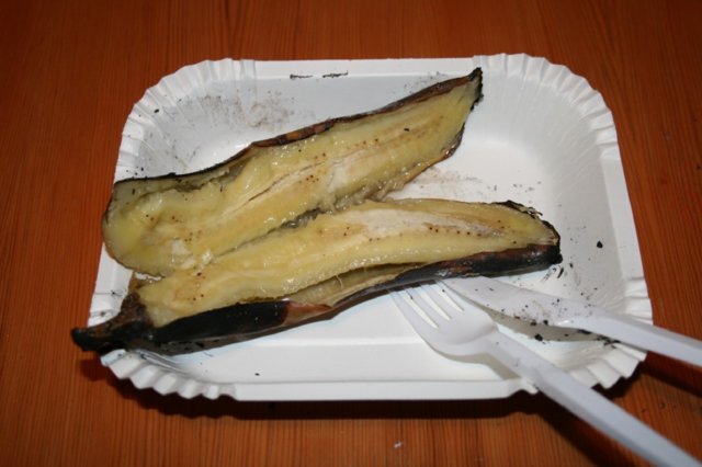 Banaania nuotiolla