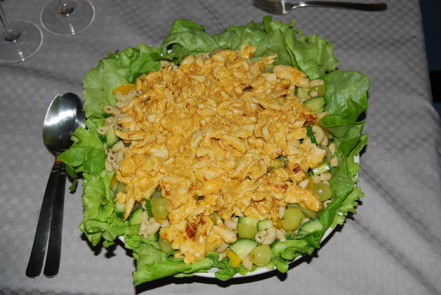 Hedelmäinen Kalkkuna-Pasta salaatti