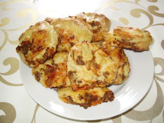 Pizzapuustit Jauheliha Resepti Kotikokki Net