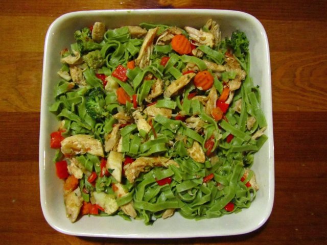 Kana-pinaattipasta By Ezzi