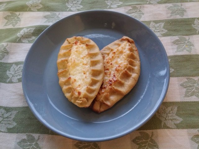 Gluteenittomat Karjalanpiirakat