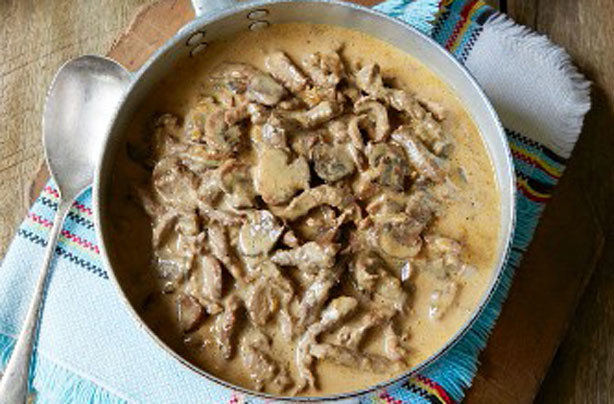 Hirven palapaisti / stroganoff pata tms.