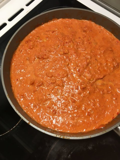 Lempeän tulinen kanapasta