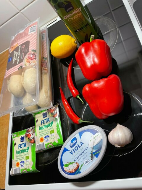 Feta-paprikadippi