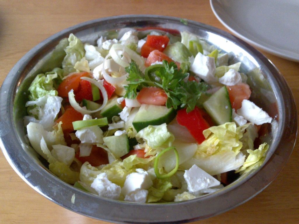 HELPPO SALAATTI Resepti helppo-salaatti-resepti