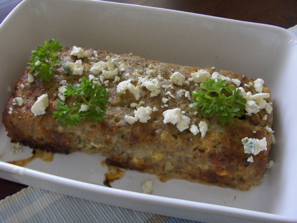 Aurajuustoinen jauhelihamureke Resepti