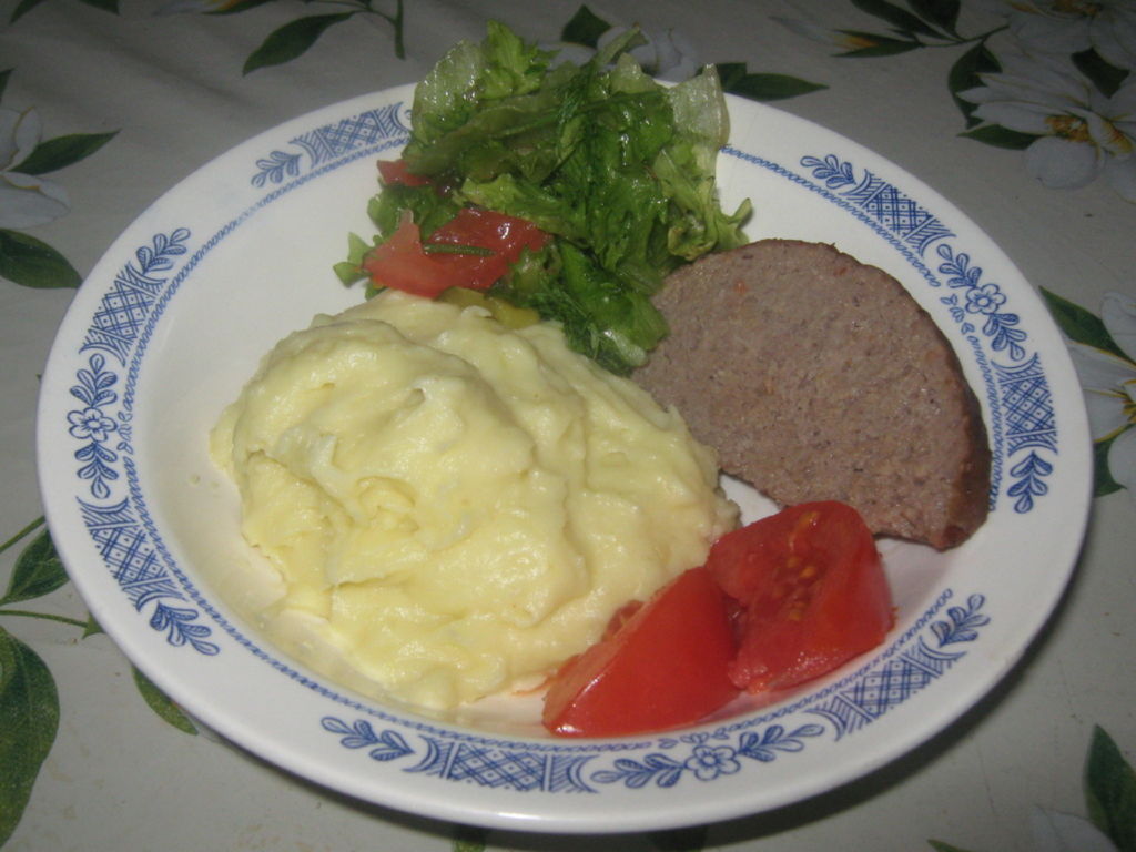 Jauhelihamureke Resepti