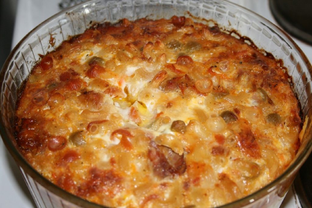 TONNIKALA MAKARONILAATIKKO Resepti