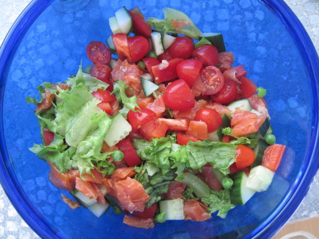 Savulohisalaatti Resepti