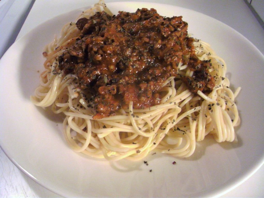 Spaghetti bolognese Resepti
