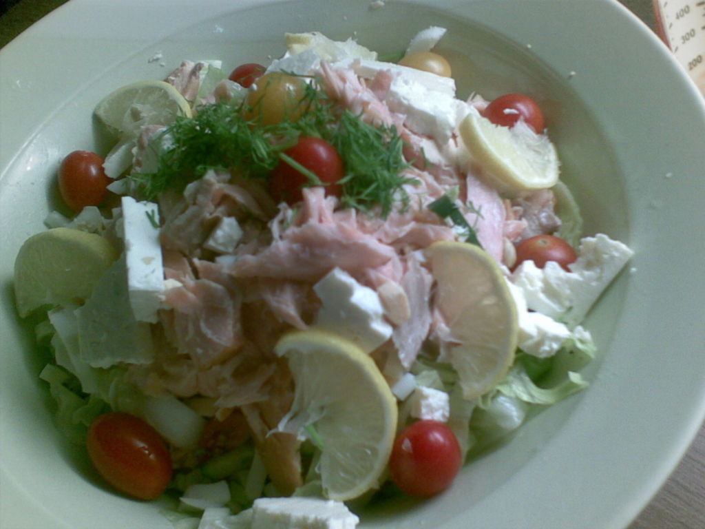 Feta/Savulohisalaatti Resepti