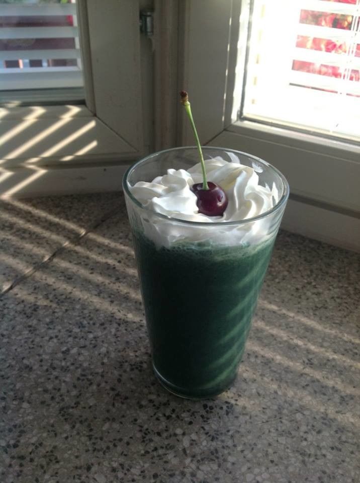Spirulina Banana Smoothie Resepti