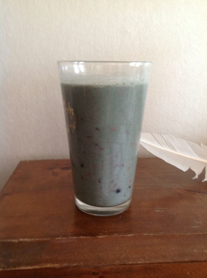 Spirulina Berry Smoothie Resepti