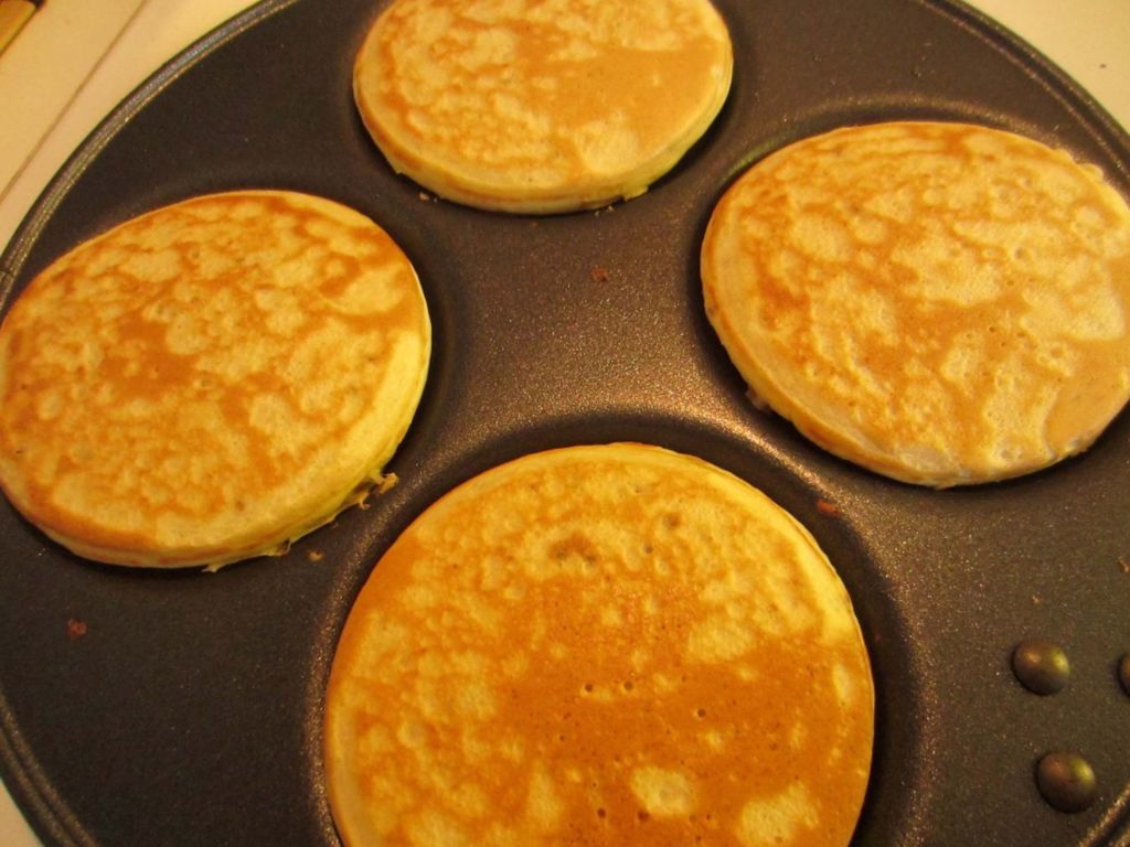 Aamiaispannukakut Aamiaispannukakut