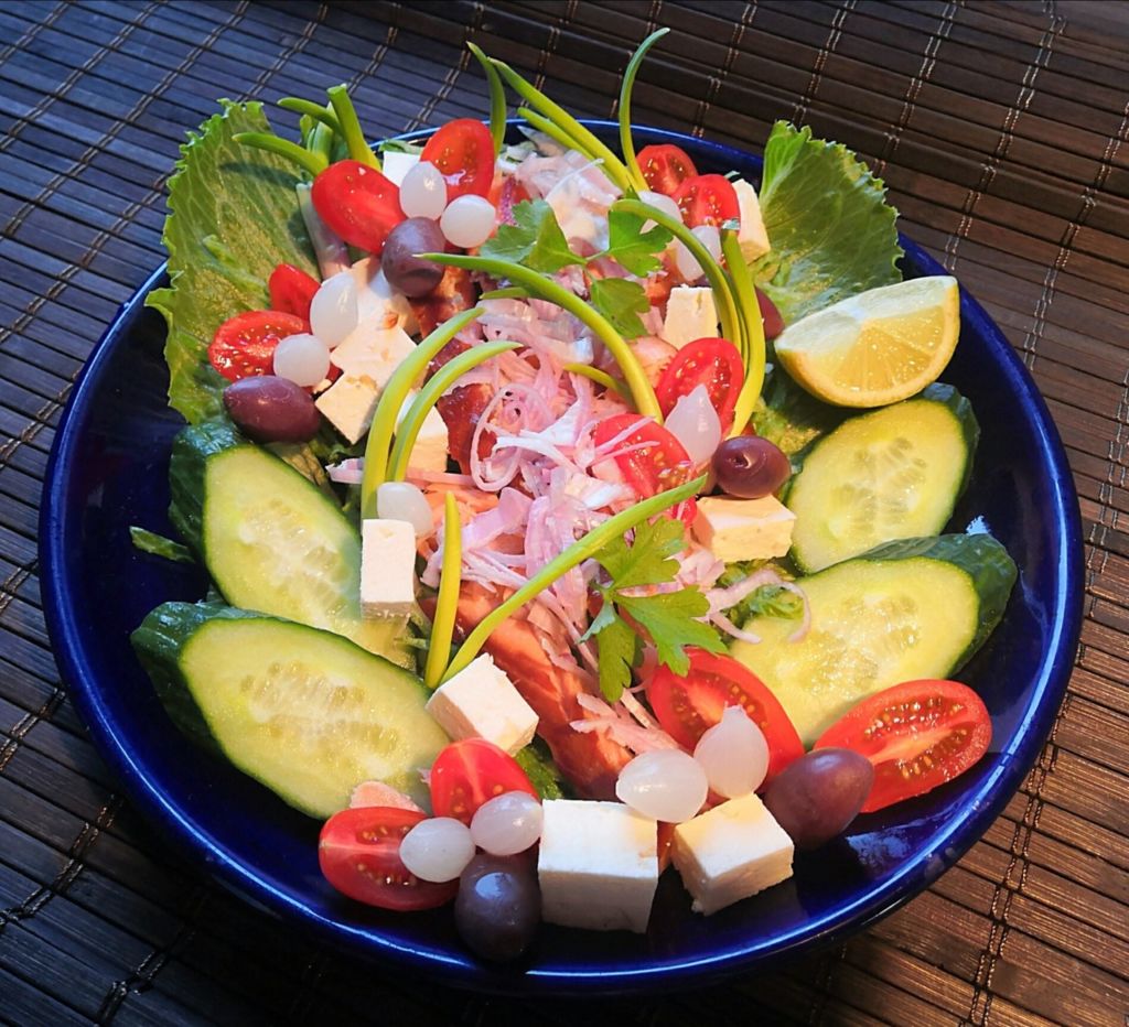 Savulohisalaatti Resepti